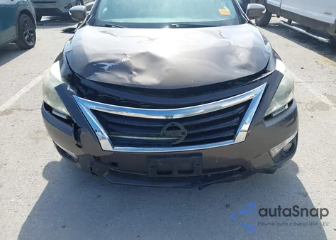 2015 Nissan Altima 2.5 Sv z USA, uszkodzony, nr VIN 1N4AL3AP1FC135526